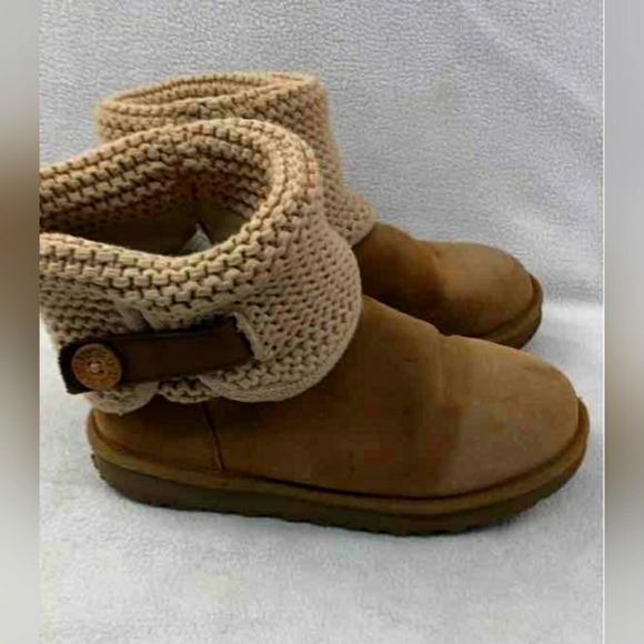 UGG Shaina Knit Crochet Tan Shearling Style Boots Size 8 - Picture 4 of 9